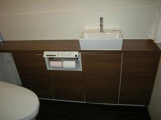 トイレ手洗い　”キャパシア”