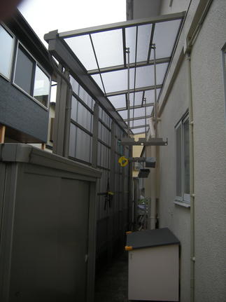 ストックヤードの屋根部