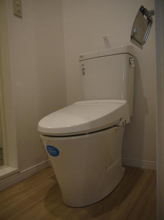 マンションには豪華温泉大浴場完備。お部屋にはシャワードバスとトイレを独立させました。