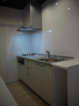 リゾートなので吊戸棚は作らずに空間をとりました。