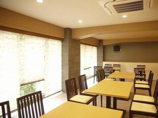 高級感あふれるレストランに生まれ変わりました。