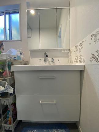 スタイリッシュな洗面化粧台