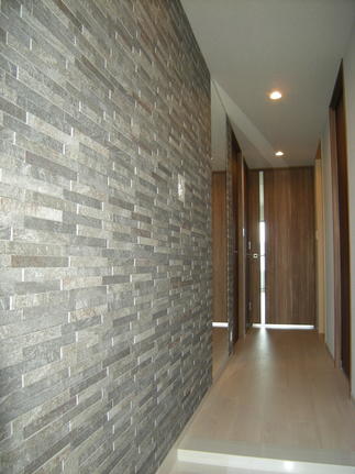 エコカラット・ディ二タ。