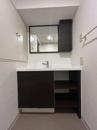 リクシル・コンパクト・ドレッサー＆手洗い　【ＥＳＴＡ・エスタ」