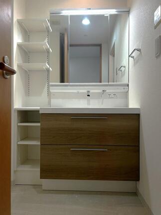 リクシル洗面化粧台・クレヴィ