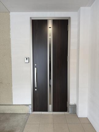 リクシル玄関ドア
