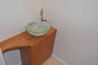 トイレの手洗いはお気に入りのボウルで