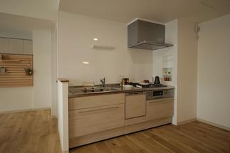 吊戸棚がないぶんスッキリみえます