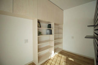 ちょっとこもれる書斎スペース