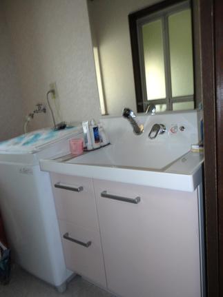 After - 洗面化粧台　ピアラ