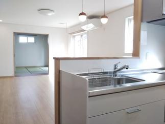 開放的なキッチンへ