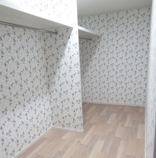 納戸をウォークインクローゼットに