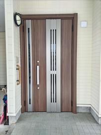 【後】玄関ドア.JPG