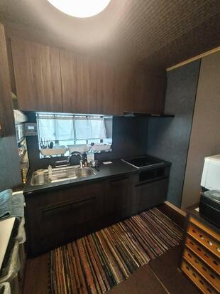 「置き場がない」を解決。家電もすっきり収まるI型キッチンへ／キッチンリフォーム