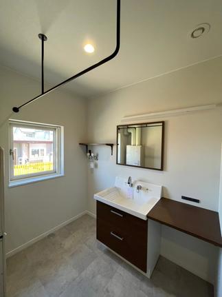 明るい洗面／脱衣所