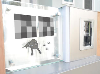 お施主様撮影のお写真からワンちゃんのシルエットを表札に！