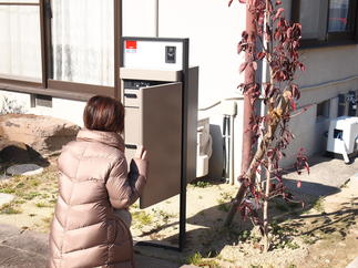 宅配ボックスを設置！配達時間に縛られることなく自由な時間が広がります