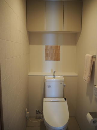 ワンポイントのエコカラットが絵画のよう