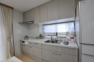 熱や傷にも強いセラミックトップが魅力のLIXILリシェル