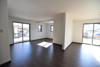 増築でリビングが広く明るくなりました