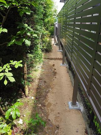 スペースを確保し落葉対策