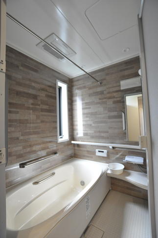 浴室・洗面所・ランドリールーム・キッチンと導線も考えた間取り