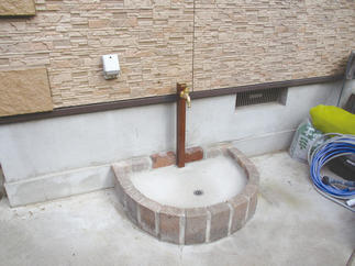 枕木からアルミ製に