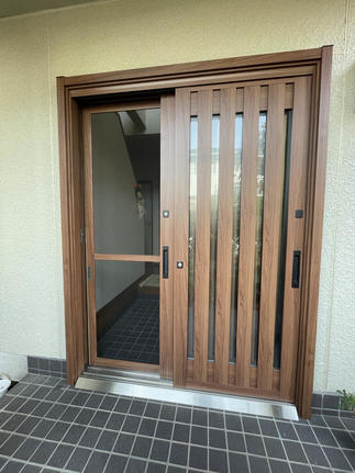 中桟付きの網戸も設置し換気や通風時の虫対策もバッチリ！