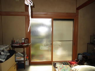 和室の掃き出し窓にも