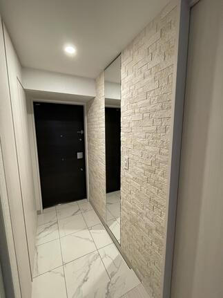 一気に高級感UPで華やかな玄関に！