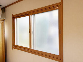 和室　引違い窓