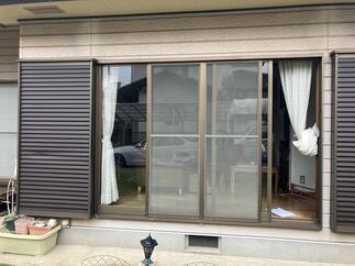 リビング掃出し窓　施工前