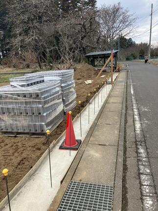 フェンス新設工事（施工中）