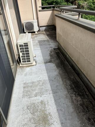 ①ベランダ　施工前