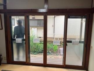 和室掃出し窓　施工後