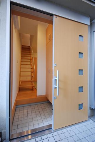 引戸の玄関ドア