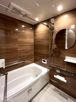 シックなバスルーム