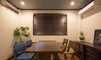 レトロな雰囲気の居室