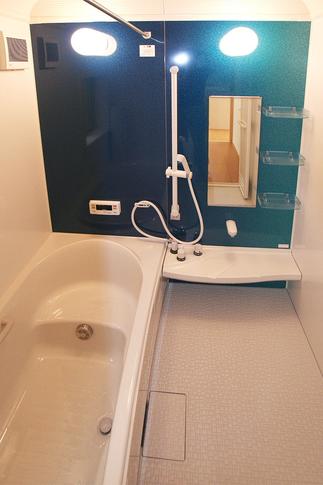 新緑色のお風呂