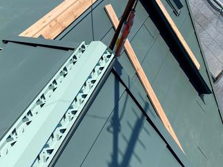 棟換気口（作業途中）