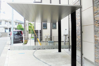 ～緩やかな傾斜の屋根～