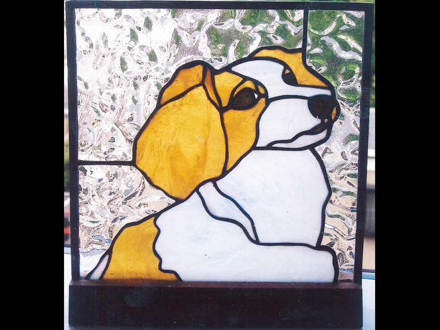 ステンドグラス犬.png