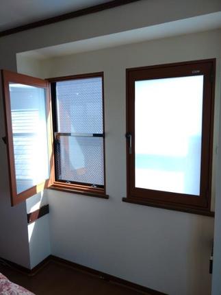 ～インプラス　開き戸タイプ～