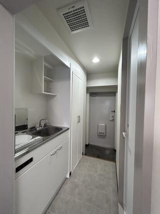 部屋から玄関まで