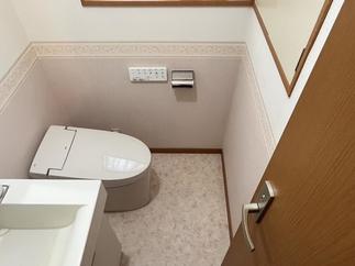 2階のトイレもリフォームしました。