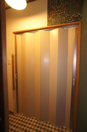 洗面へ繋がる廊下　After