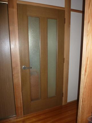 脱衣室入口Before