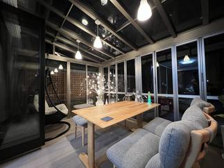 夜のガーデンルーム