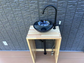 ガラス製の手洗器