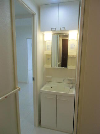 LIXIL 洗面化粧台　リフラ　